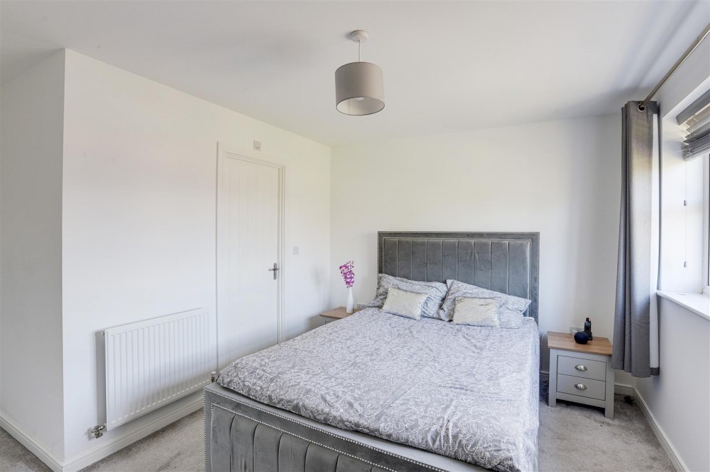 Summer Drive, West Bridgford, Nottinghamshire, NG2 7YJ