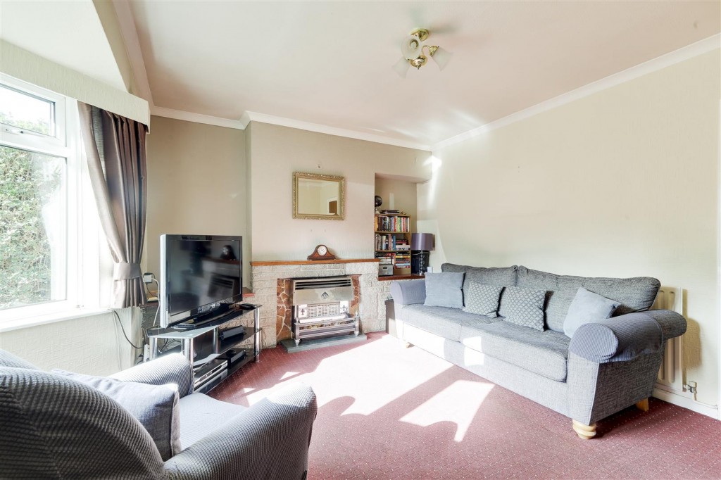 Gainsford Crescent, Bestwood, Nottinghamshire, NG5 5FJ