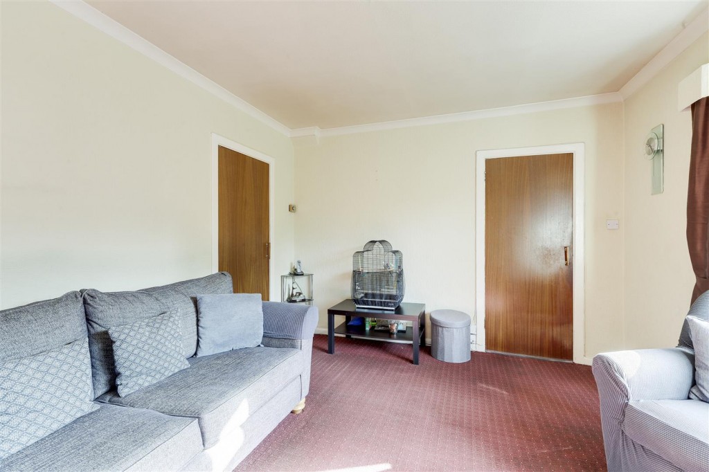Gainsford Crescent, Bestwood, Nottinghamshire, NG5 5FJ