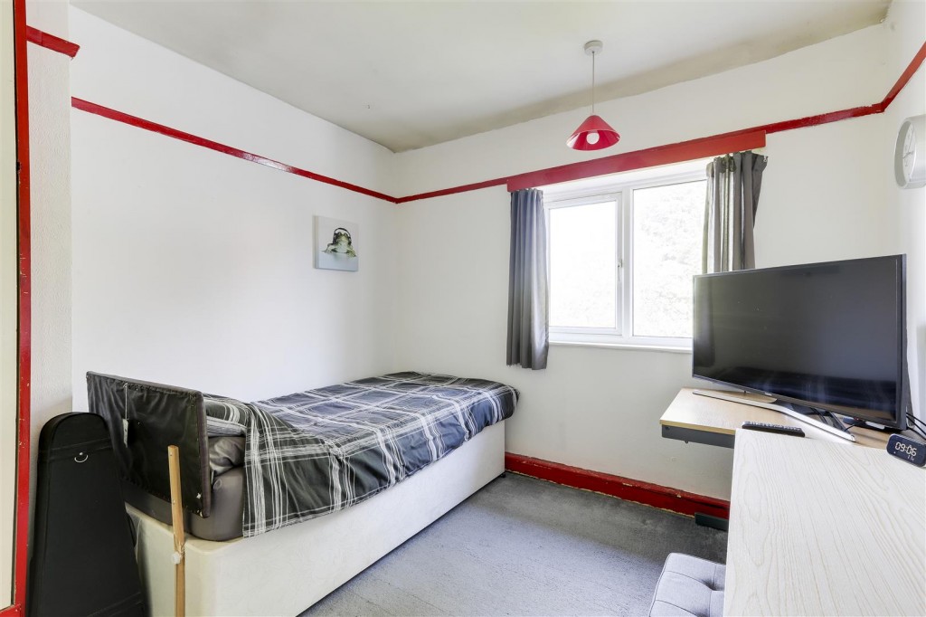 Gainsford Crescent, Bestwood, Nottinghamshire, NG5 5FJ
