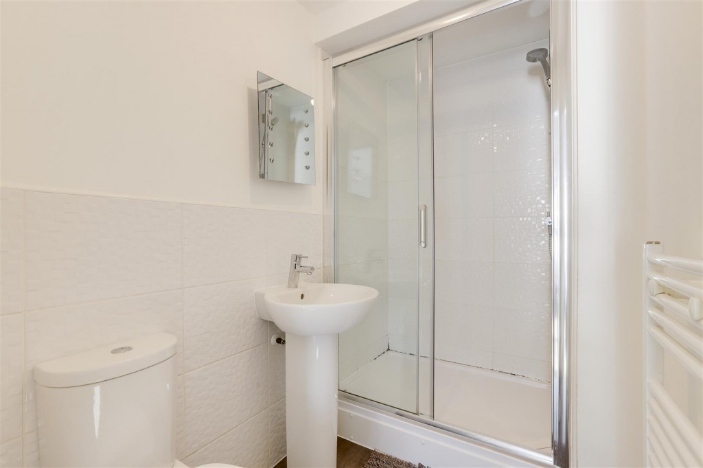 Latin Grove, Hucknall, Nottinghamshire, NG15 8GP