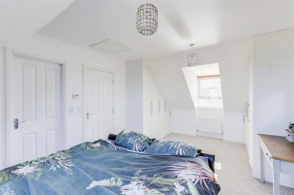 Latin Grove, Hucknall, Nottinghamshire, NG15 8GP