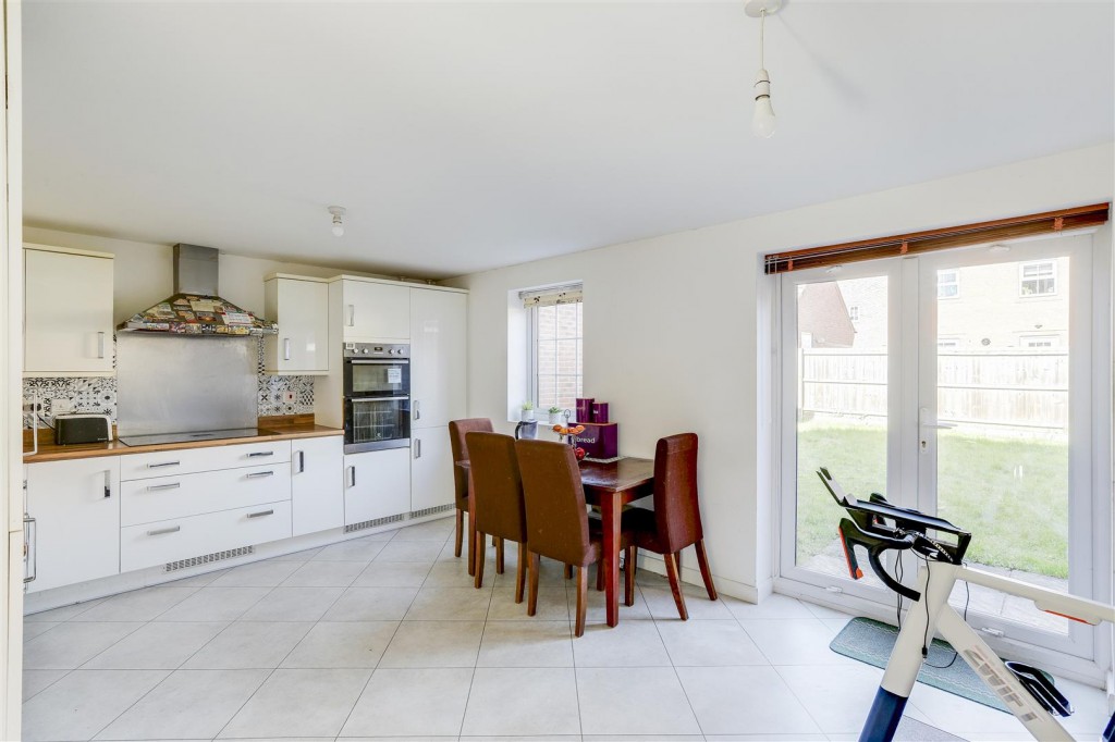 Latin Grove, Hucknall, Nottinghamshire, NG15 8GP