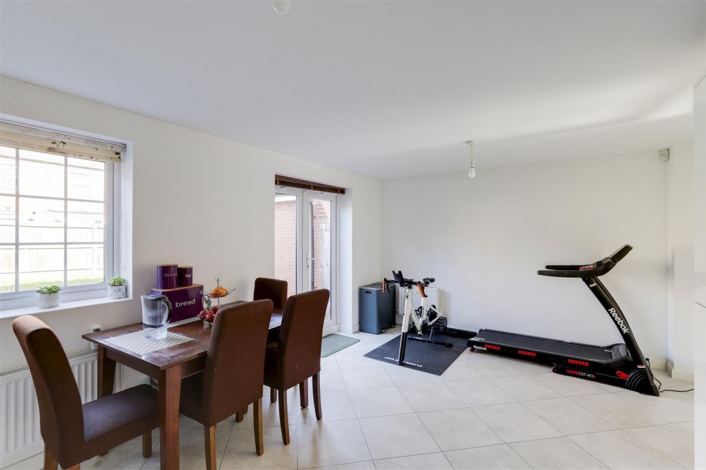Latin Grove, Hucknall, Nottinghamshire, NG15 8GP