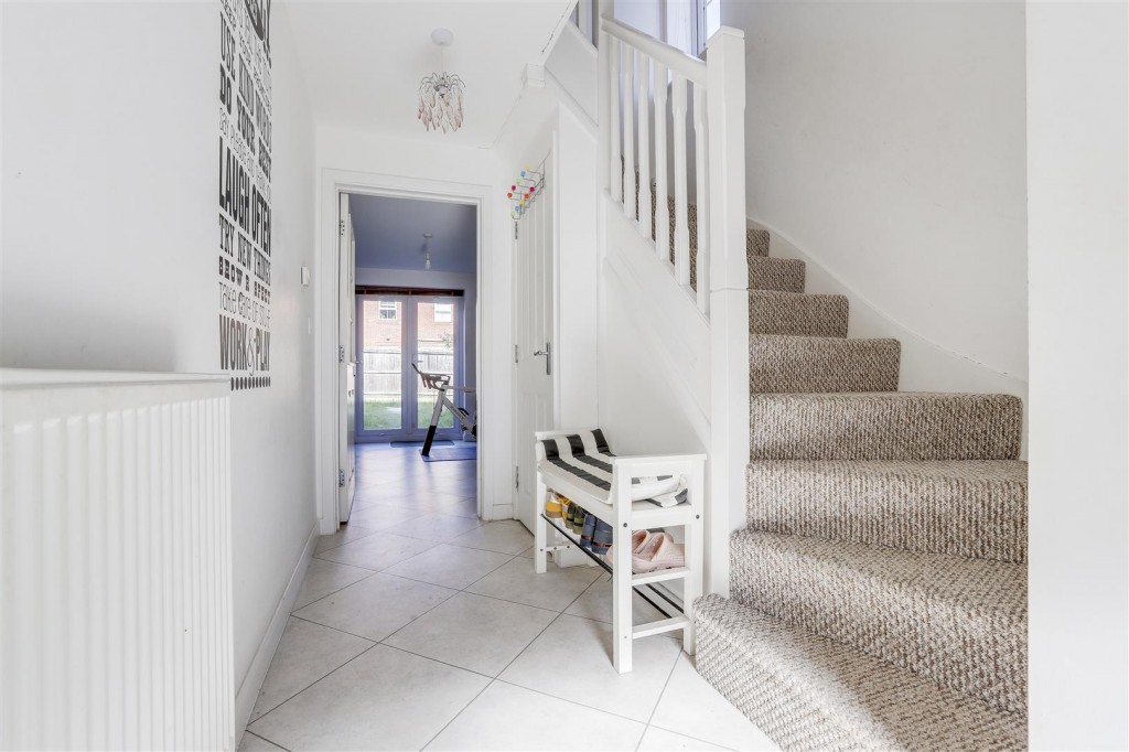 Latin Grove, Hucknall, Nottinghamshire, NG15 8GP