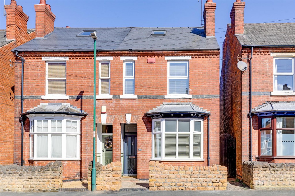 Owthorpe Grove, Sherwood, Nottinghamshire, NG5 2LX