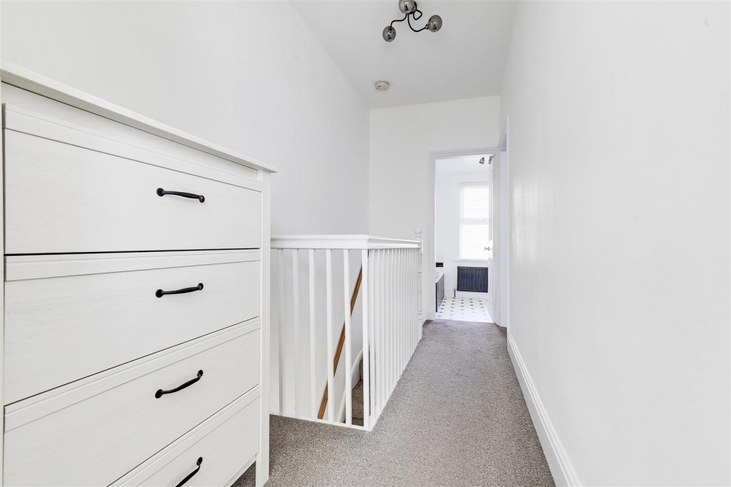 Owthorpe Grove, Sherwood, Nottinghamshire, NG5 2LX