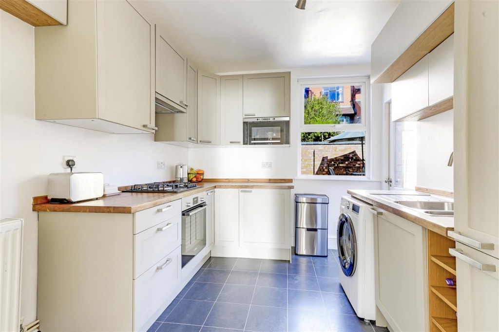 Owthorpe Grove, Sherwood, Nottinghamshire, NG5 2LX