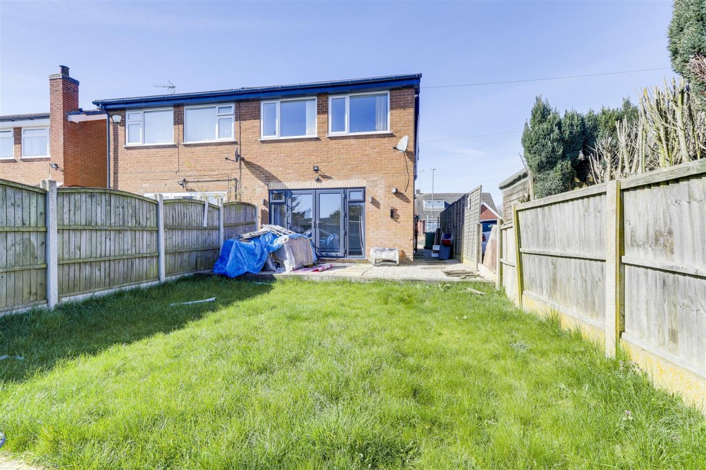 Highfields Drive, Bilsthorpe, Newark, Nottinghamshire, NG22 8SN