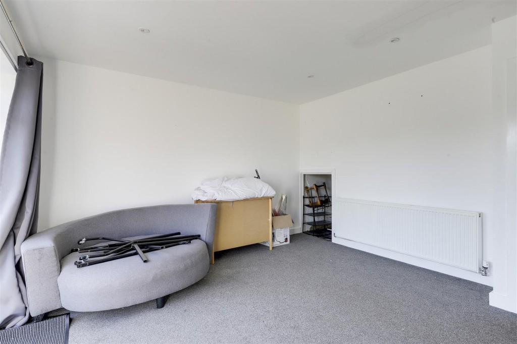 Highfields Drive, Bilsthorpe, Newark, Nottinghamshire, NG22 8SN