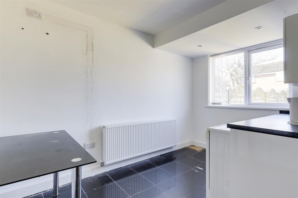 Highfields Drive, Bilsthorpe, Newark, Nottinghamshire, NG22 8SN