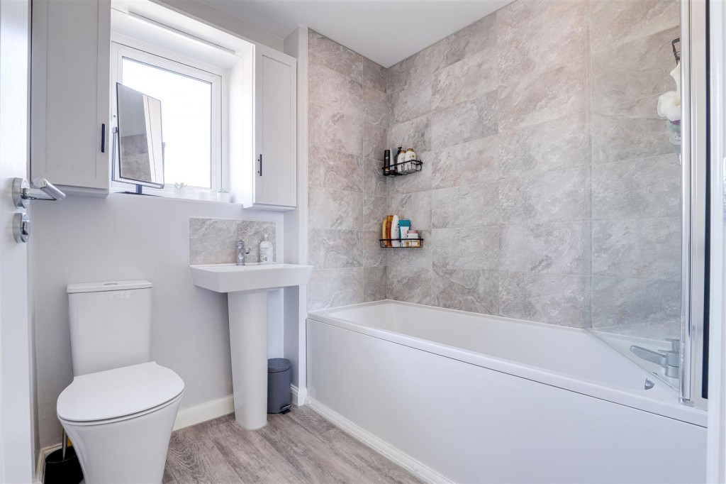 Elizabeth Drive, Edwalton, Nottinghamshire, NG12 4LG