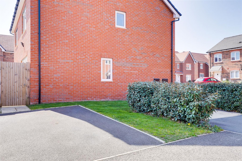 Elizabeth Drive, Edwalton, Nottinghamshire, NG12 4LG