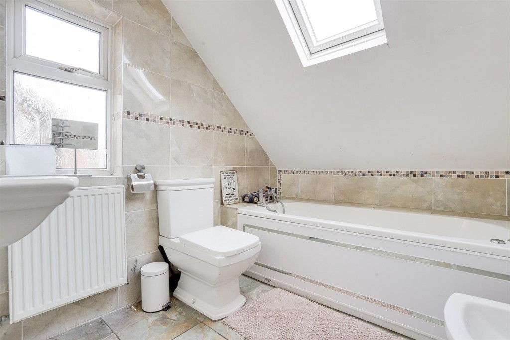 Morley Avenue, Mapperley, Nottinghamshire, NG3 5FZ