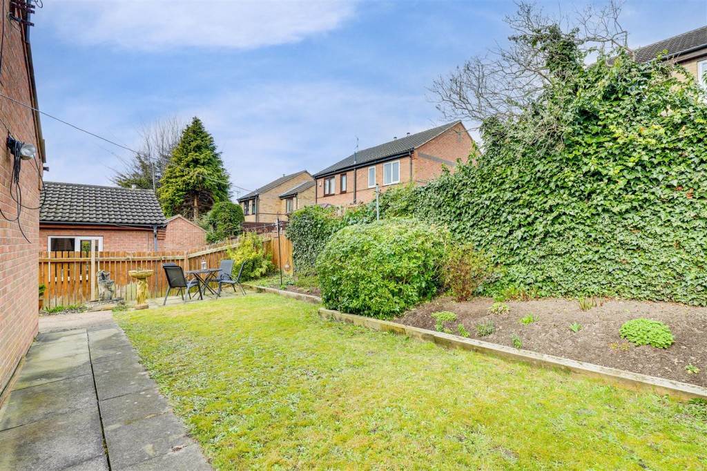 Hotspur Close, Basford, Nottinghamshire, NG6 0FW