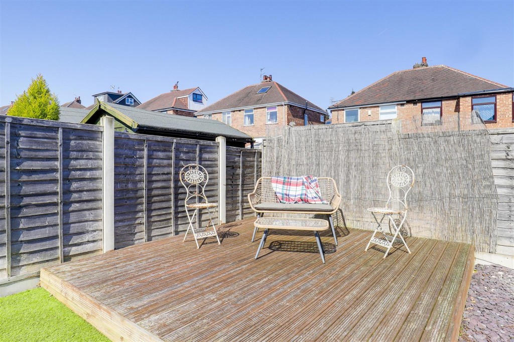 Foxhill Road, Carlton, Nottinghamshire, NG4 1QD