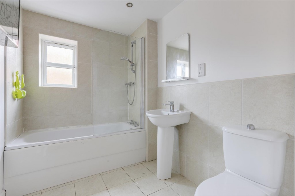 Draycott Road, Long Eaton, Nottinghamshire, NG10 3BL