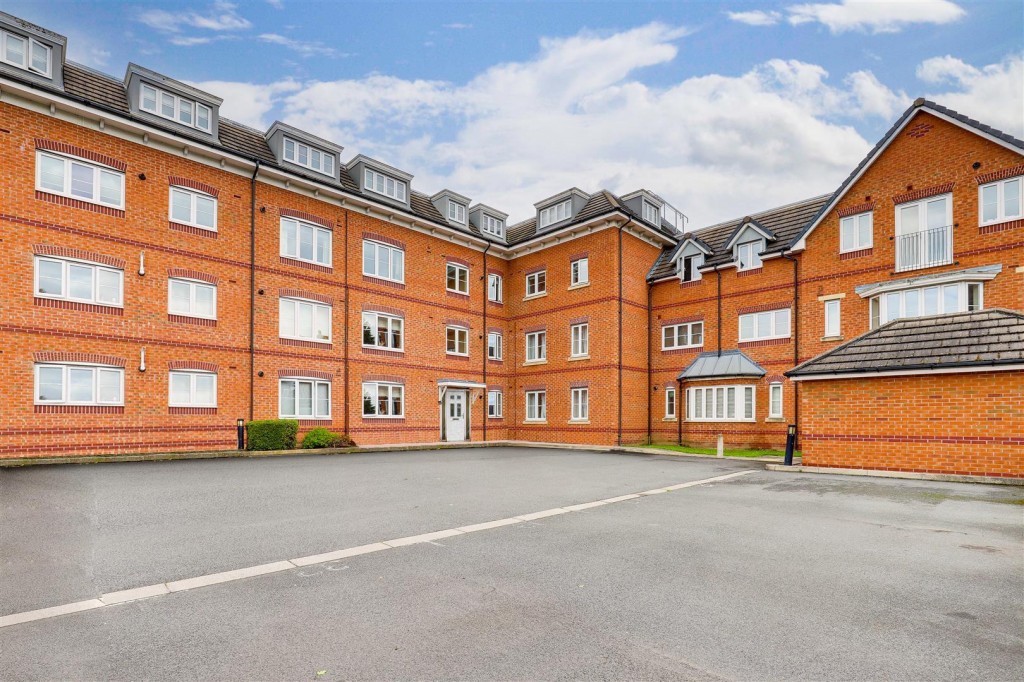 Radcliffe Road, West Bridgford, Nottinghamshire, NG2 5HG