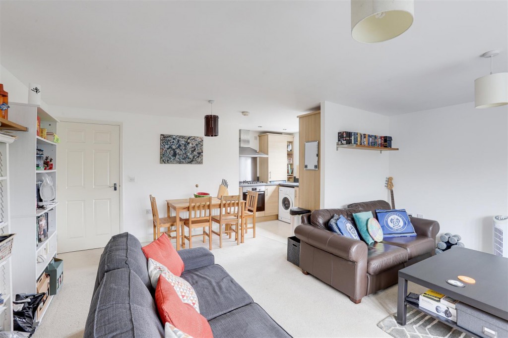 Radcliffe Road, West Bridgford, Nottinghamshire, NG2 5HG