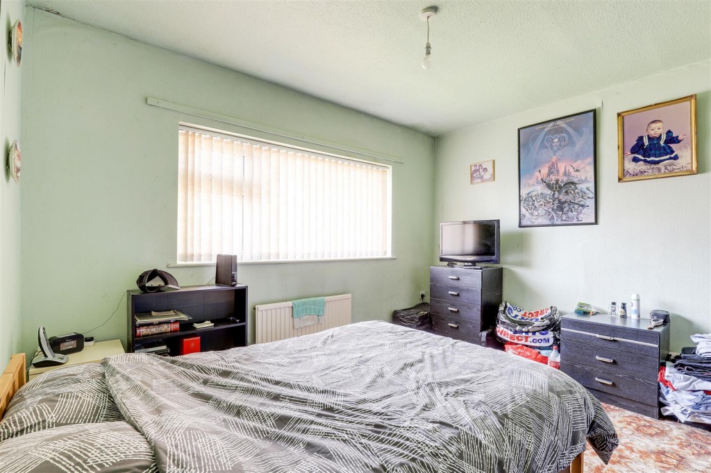 Whitwell Road, Broxtowe, Nottinghamshire, NG8 6JR