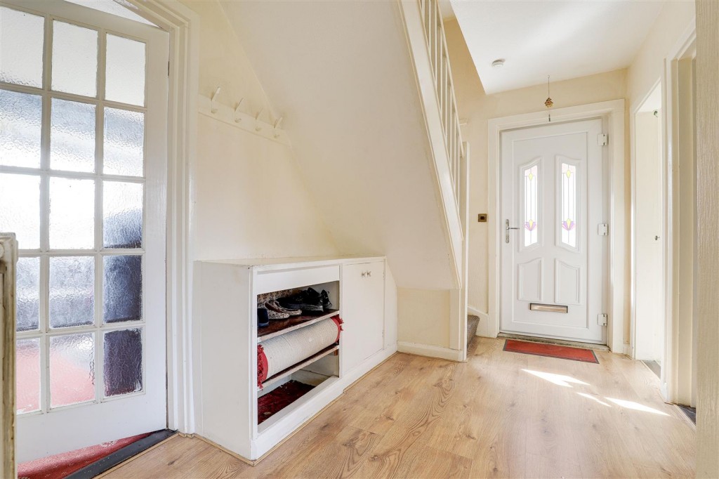 Whitwell Road, Broxtowe, Nottinghamshire, NG8 6JR