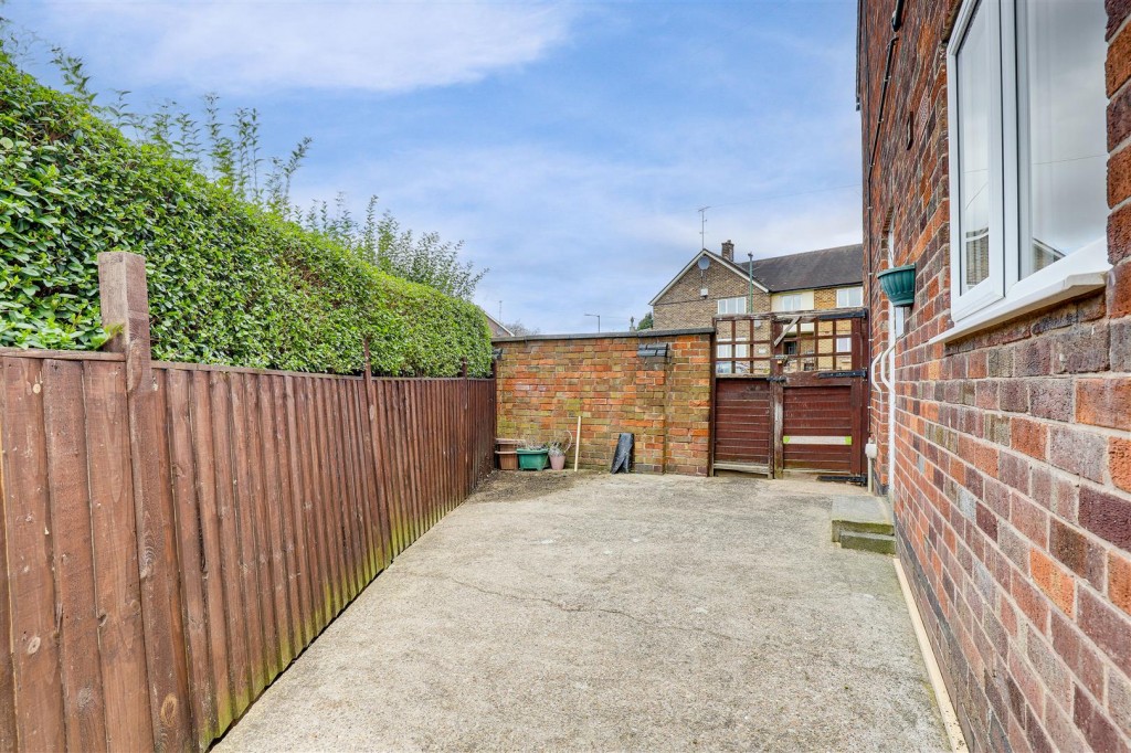 Stathern Walk, Bestwood, Nottingham, NG5 5TN