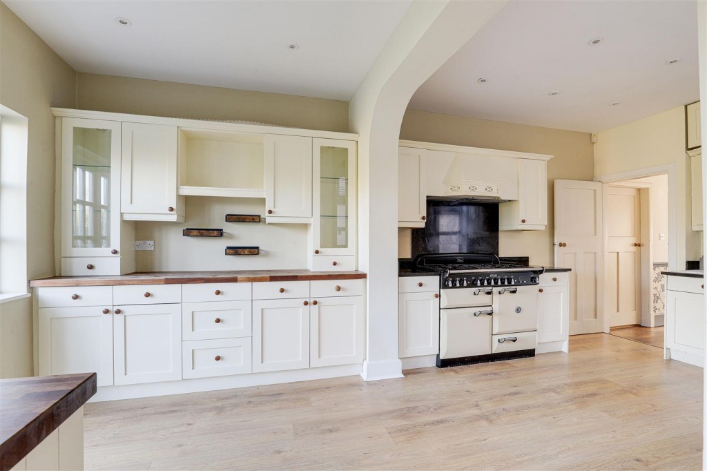 Tavistock Road, West Bridgford, Nottinghamshire, NG2 6FH