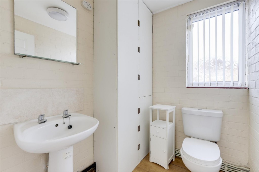 Ravensworth Road, Bulwell, Nottinghamshire, NG6 8FY