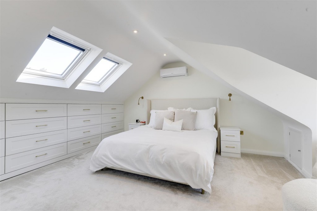 Bradstone Drive, Mapperley, Nottinghamshire, NG3 5SY