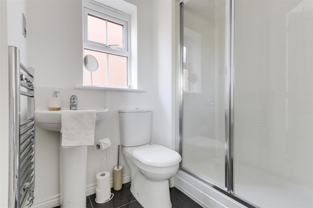 Bradstone Drive, Mapperley, Nottinghamshire, NG3 5SY