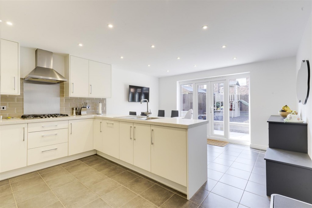 Bradstone Drive, Mapperley, Nottinghamshire, NG3 5SY