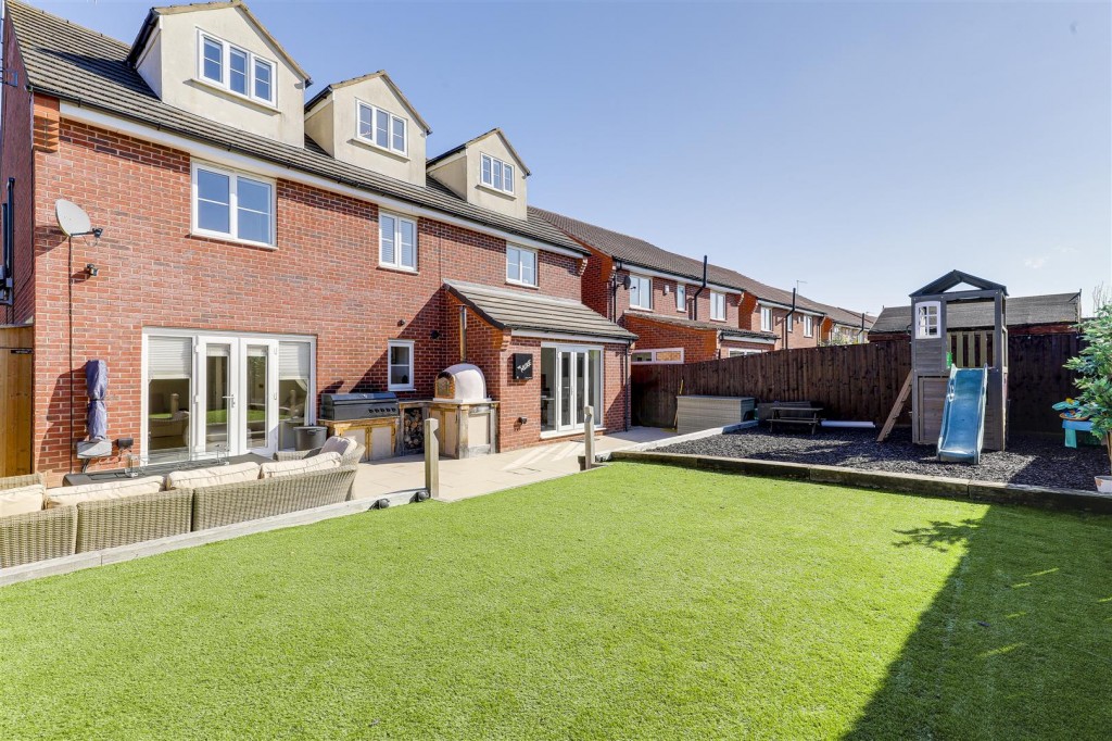 Bradstone Drive, Mapperley, Nottinghamshire, NG3 5SY