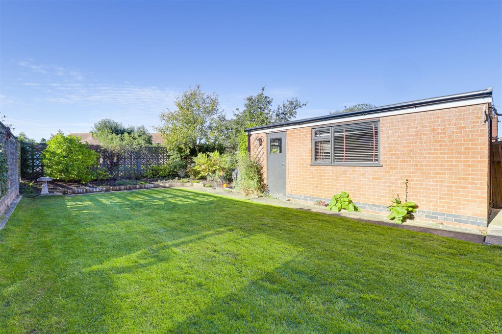 Shaftesbury Avenue, Sandiacre, Nottinghamshire, NG10 5GU