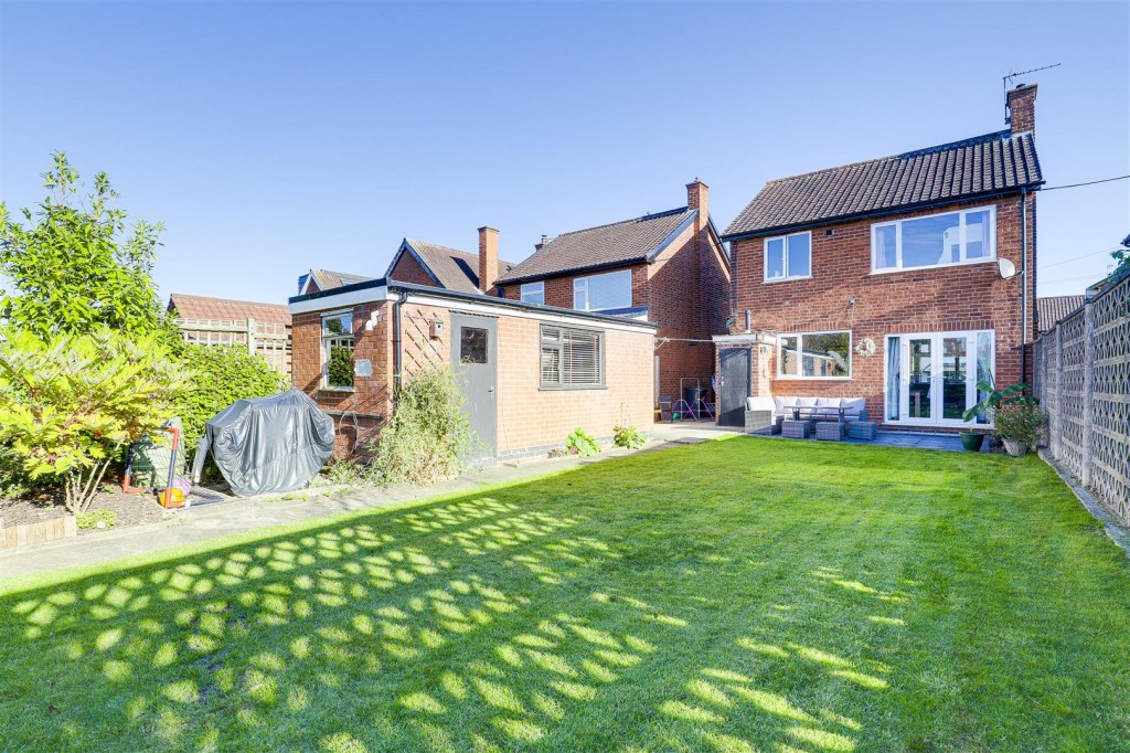 Shaftesbury Avenue, Sandiacre, Nottinghamshire, NG10 5GU