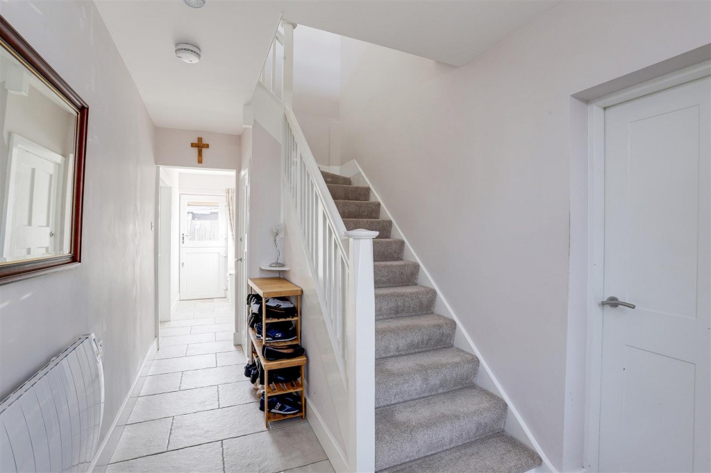 Woodland Grove, Woodthorpe, Nottinghamshire, NG5 3FX