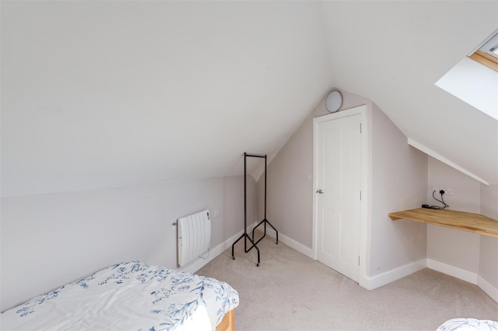 Woodland Grove, Woodthorpe, Nottinghamshire, NG5 3FX