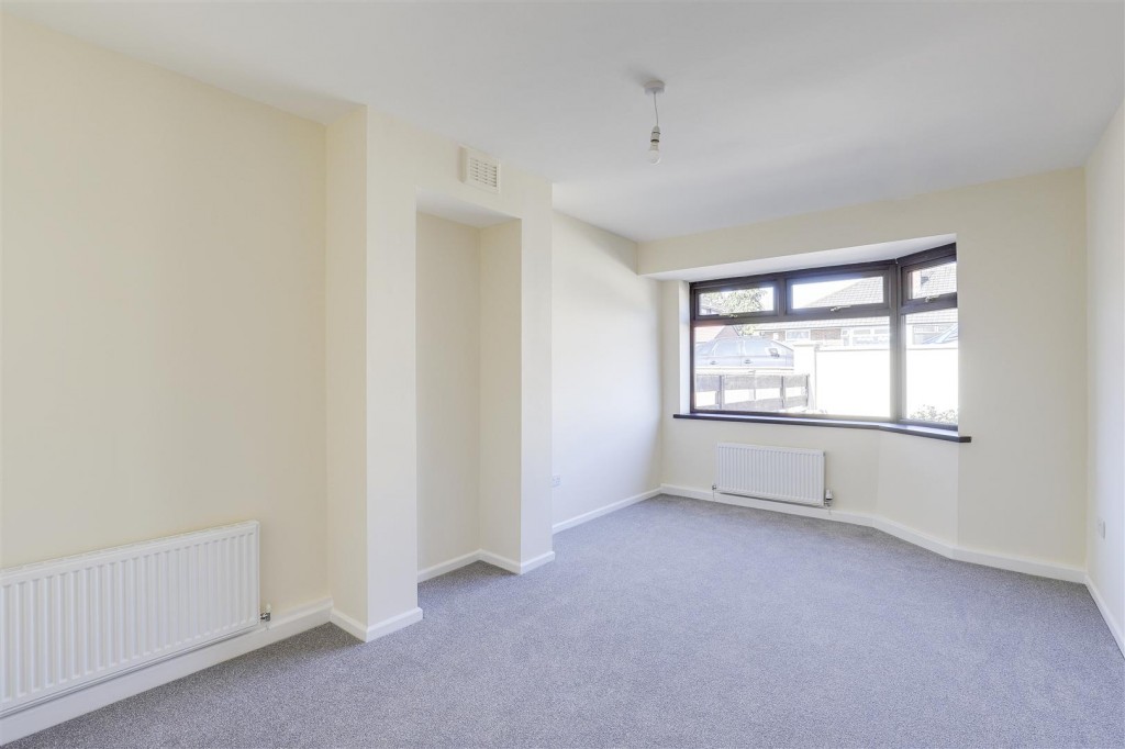 Clarborough Drive, Arnold, Nottinghamshire, NG5 7LN