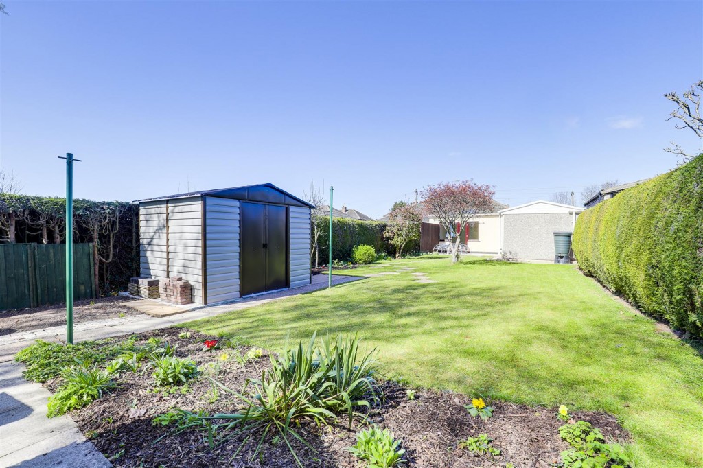 Clarborough Drive, Arnold, Nottinghamshire, NG5 7LN
