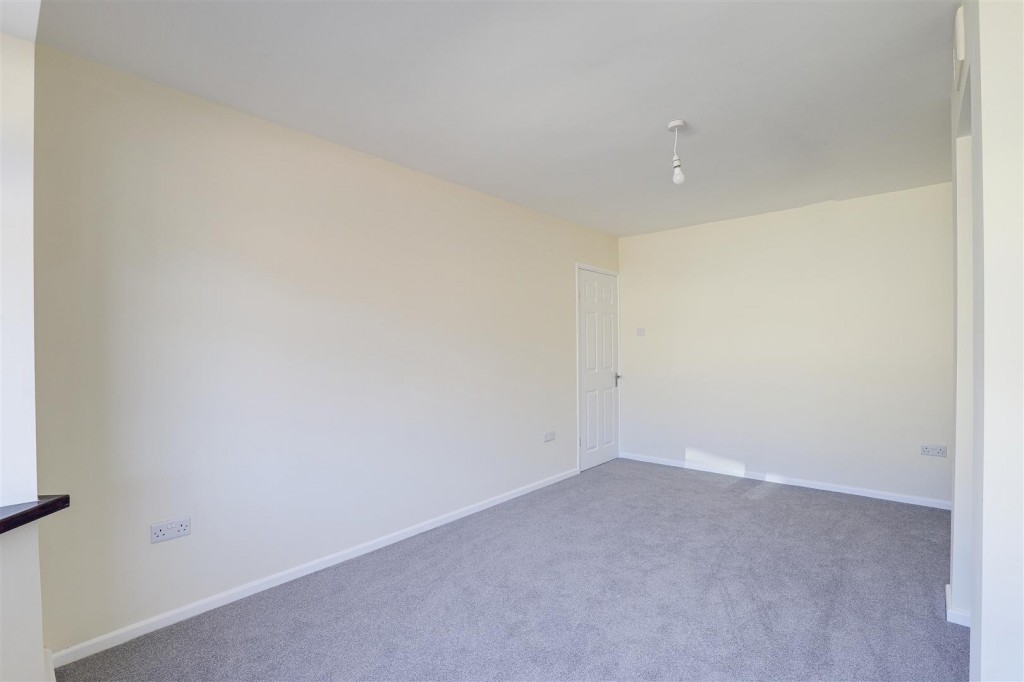 Clarborough Drive, Arnold, Nottinghamshire, NG5 7LN