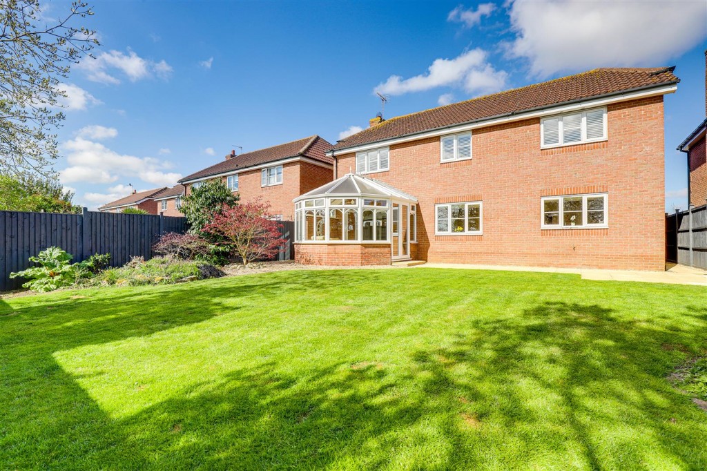 High Meadow, Tollerton, Nottinghamshire, NG12 4DZ