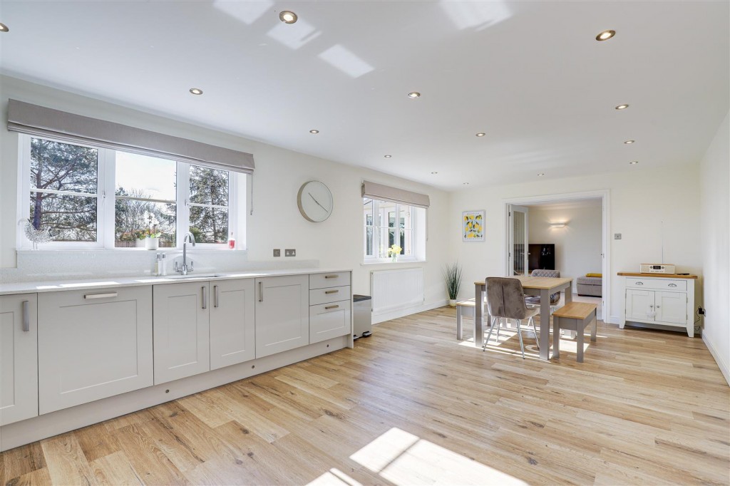 High Meadow, Tollerton, Nottinghamshire, NG12 4DZ