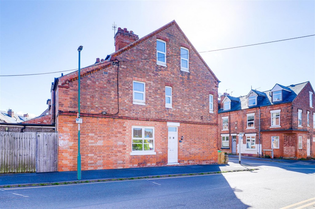 Drayton Street, Sherwood, Nottinghamshire, NG5 2JR