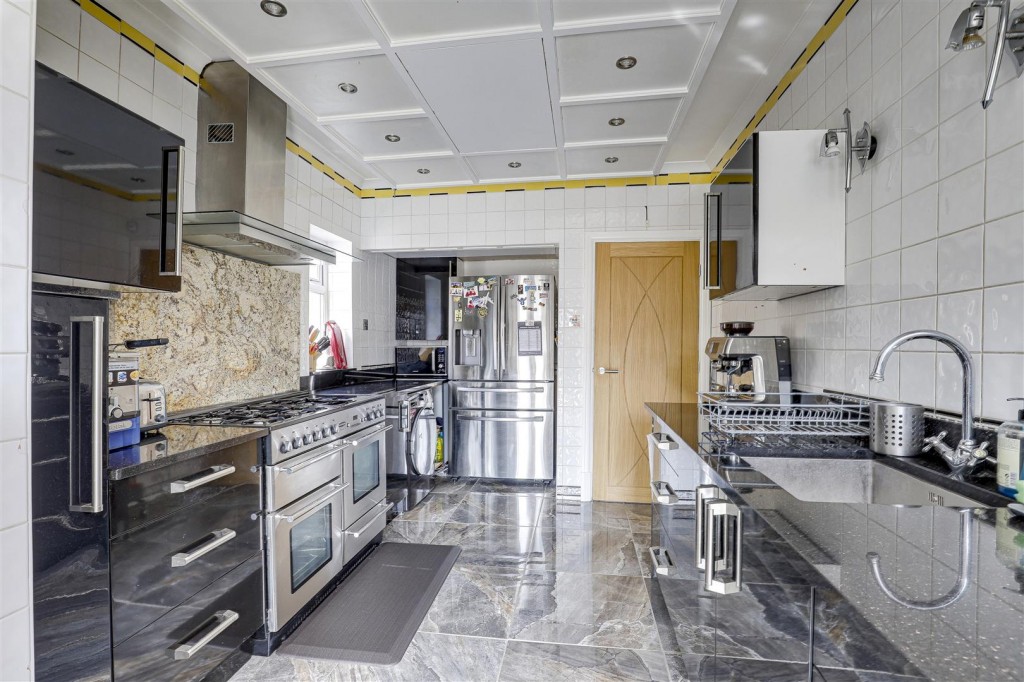 Derby Road, Beeston, Nottinghamshire, NG9 3AP