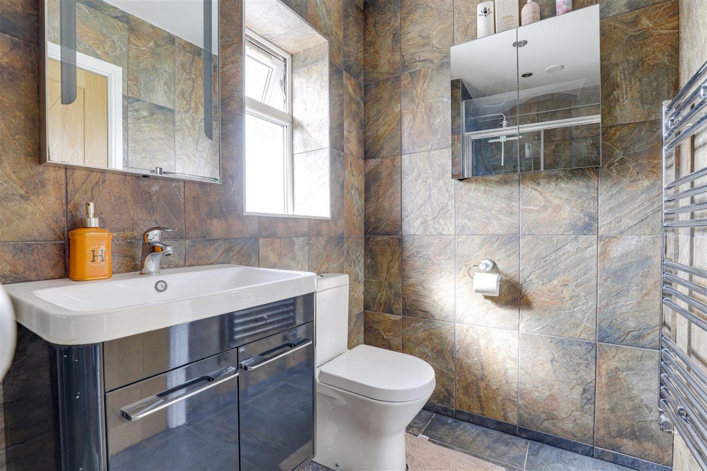 Derby Road, Beeston, Nottinghamshire, NG9 3AP