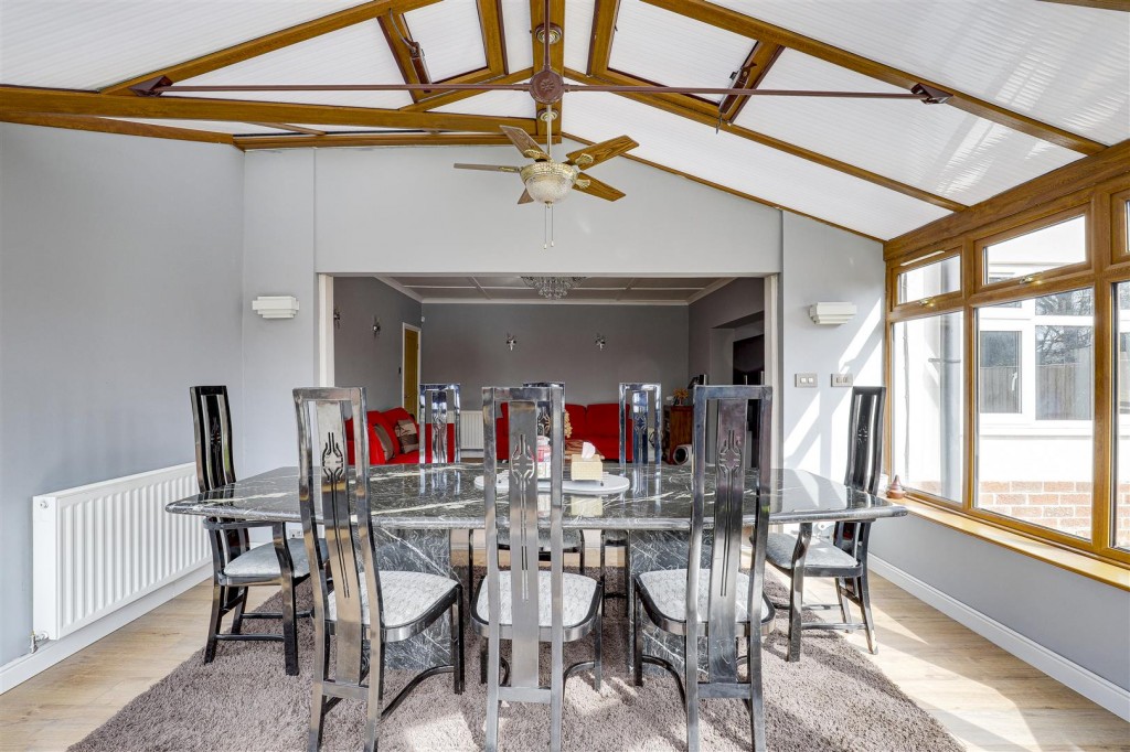 Derby Road, Beeston, Nottinghamshire, NG9 3AP