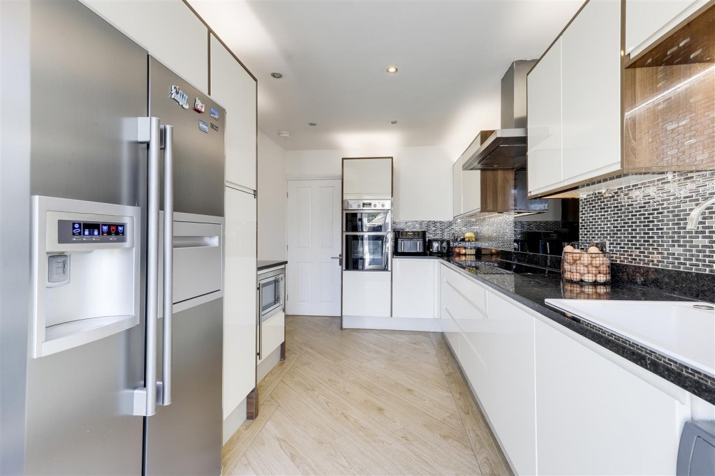 Springwood Gardens, Woodthorpe, Nottinghamshire, NG5 4HB