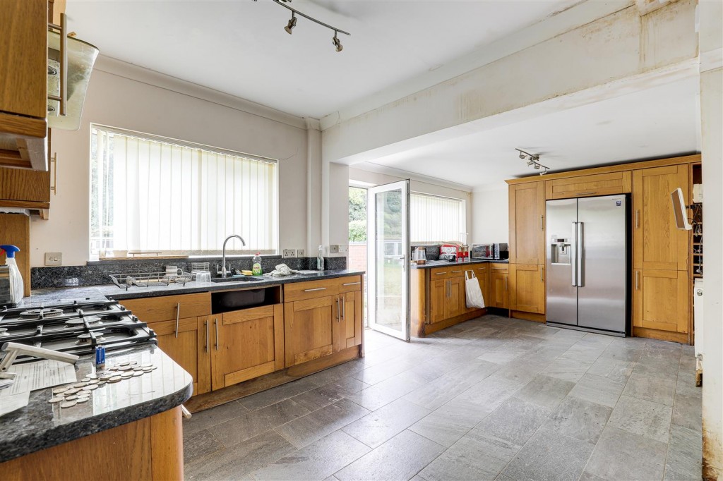 Mossdale Road, Sherwood Dales, Nottinghamshire, NG5 3GX