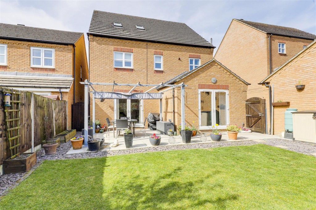 Millbank Place, Bestwood Village, Nottinghamshire, NG6 8EF
