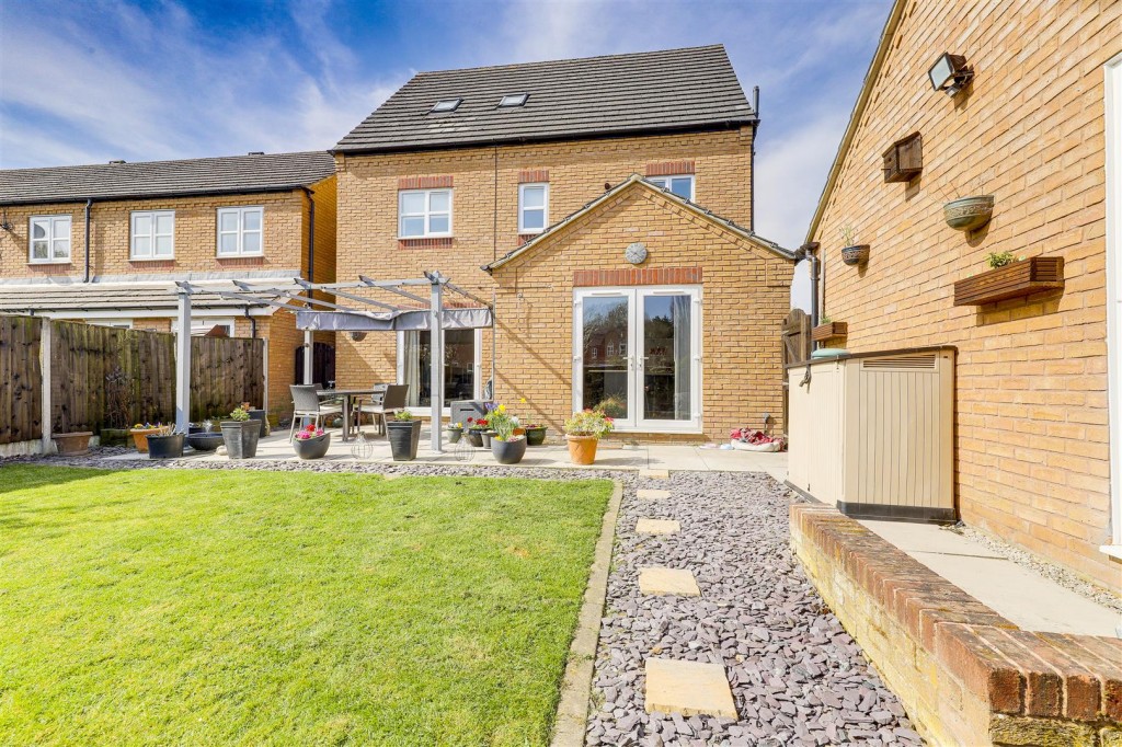 Millbank Place, Bestwood Village, Nottinghamshire, NG6 8EF