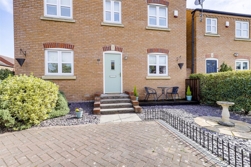 Millbank Place, Bestwood Village, Nottinghamshire, NG6 8EF